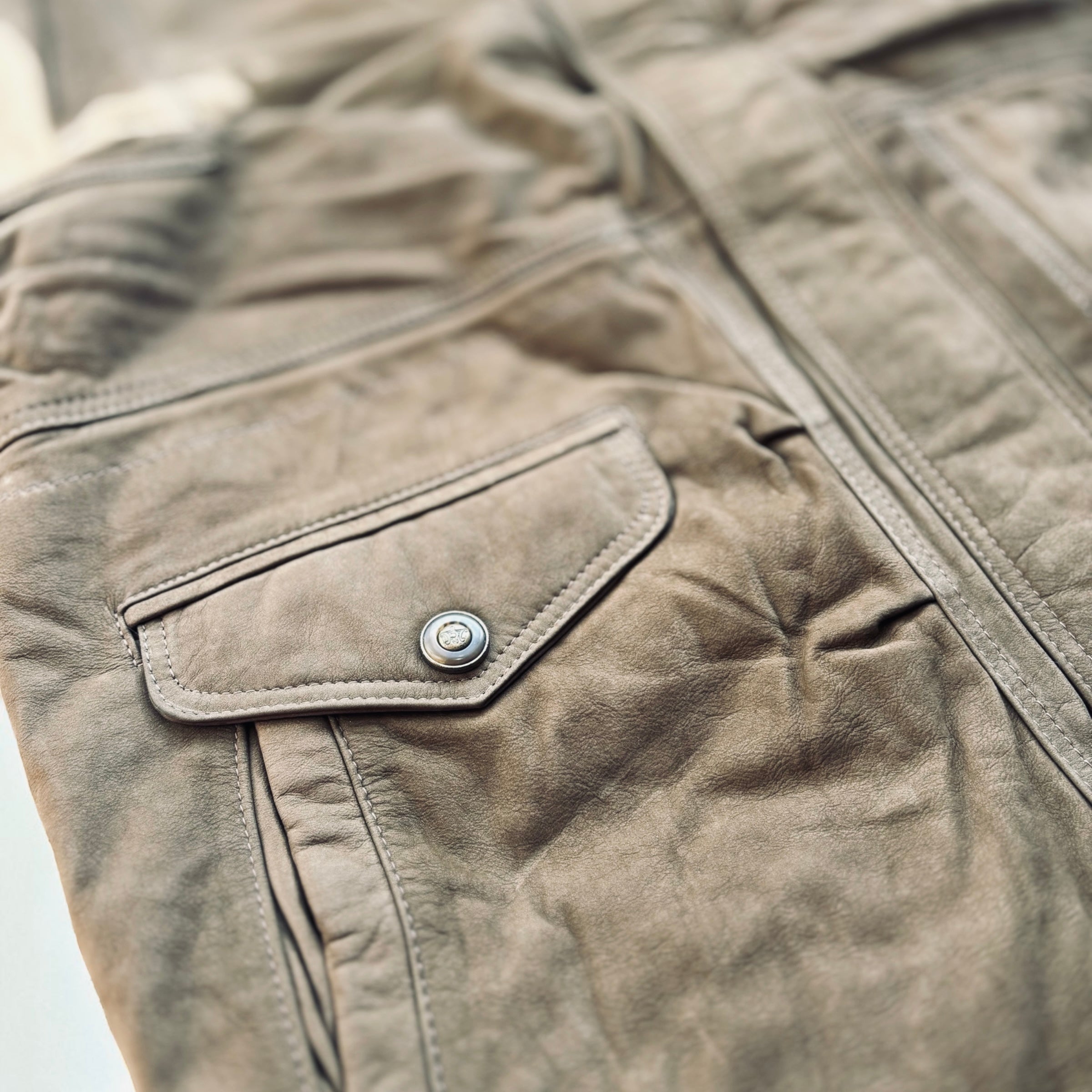 PEPE Vintage-Style Oversized Coat - Brown